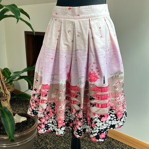 Asian inspired patterned swing skirt, pink/purple, zip closure, pockets! Size S
